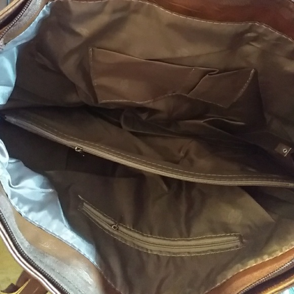 Purse - Picture 2 of 2